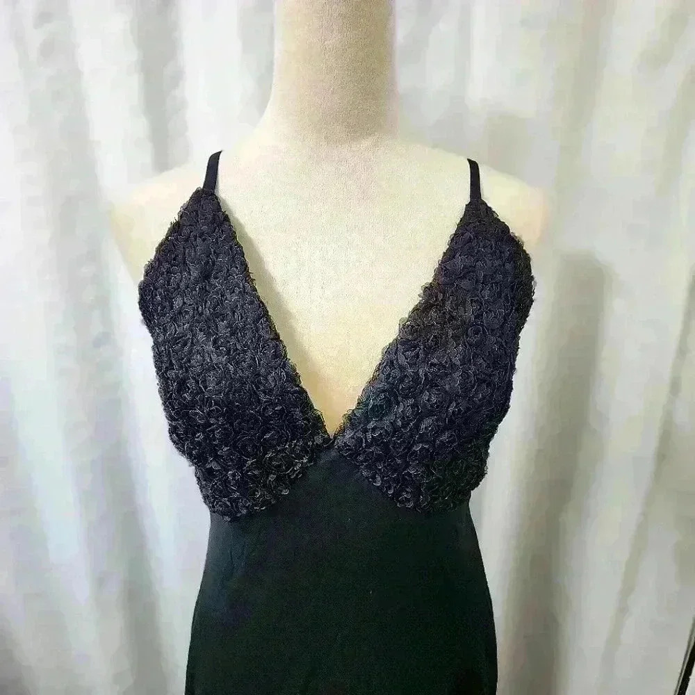 830. Wild Fable Women's Black Sleeveless Rosette Cup Maxi Dress - Picture 6 of 9